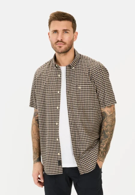 Checked short-sleeve shirt made of cotton