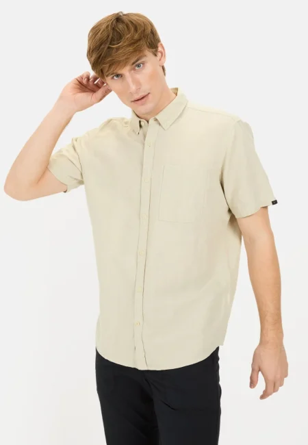 Short-sleeved shirt made from a cotton-linen blend