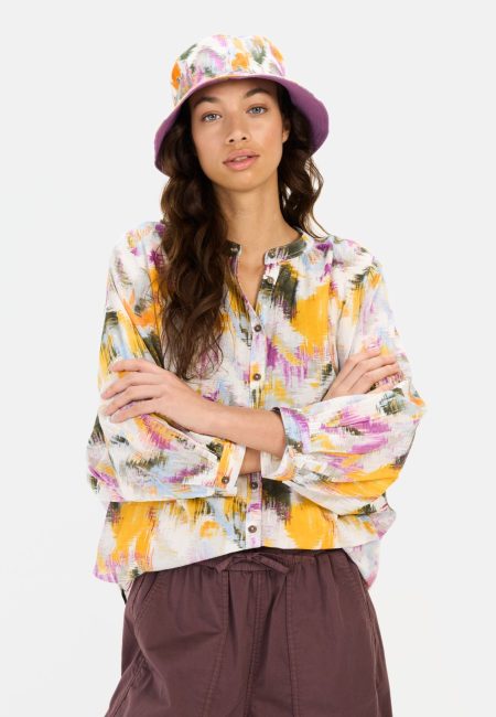 Blouse with all-over print