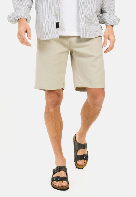 Chino shorts with elastic waistband