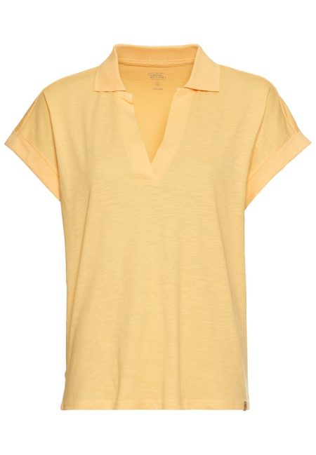 Short-sleeved shirt with polo collar