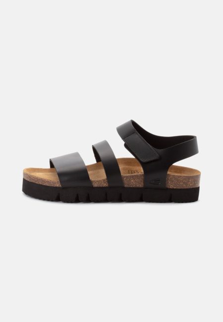 Strap sandals made of nappa leather
