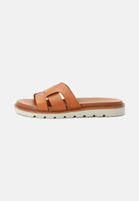 Sandals made from nappa leather